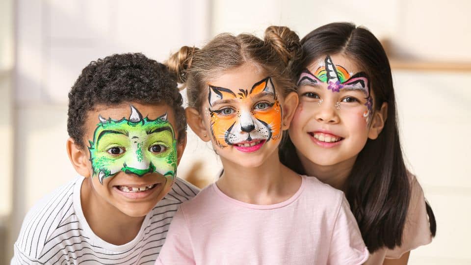 אני פורים, אני פורים: איזה איפור בטוח לילדים בפורים?