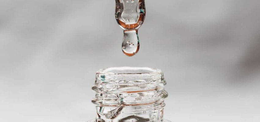 חומצה היאלורונית - איך זה עובד ובאילו מקרים היא מסייעת